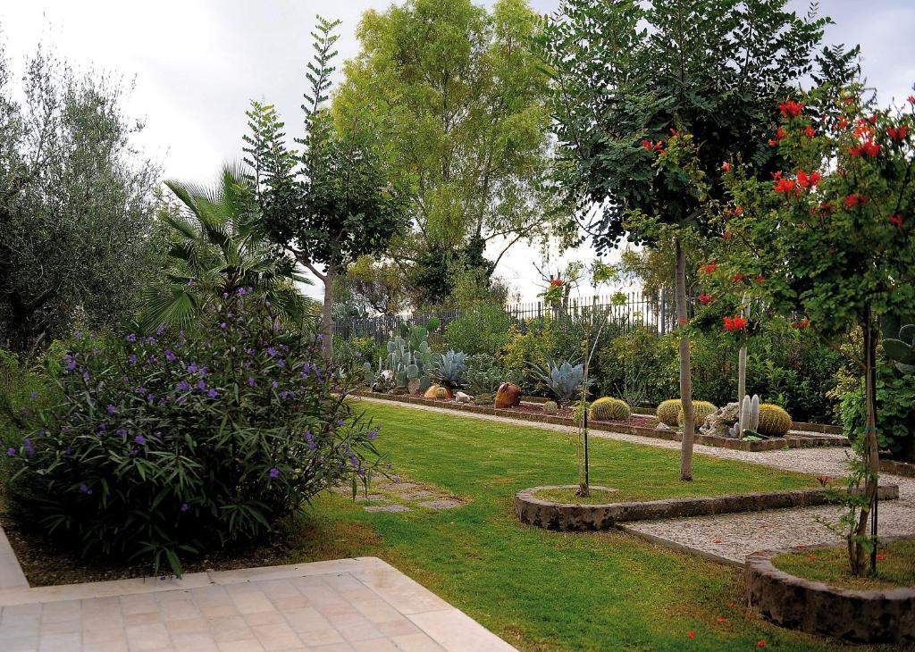 ホテル Il Giardino Del Te バルレッタ エクステリア 写真